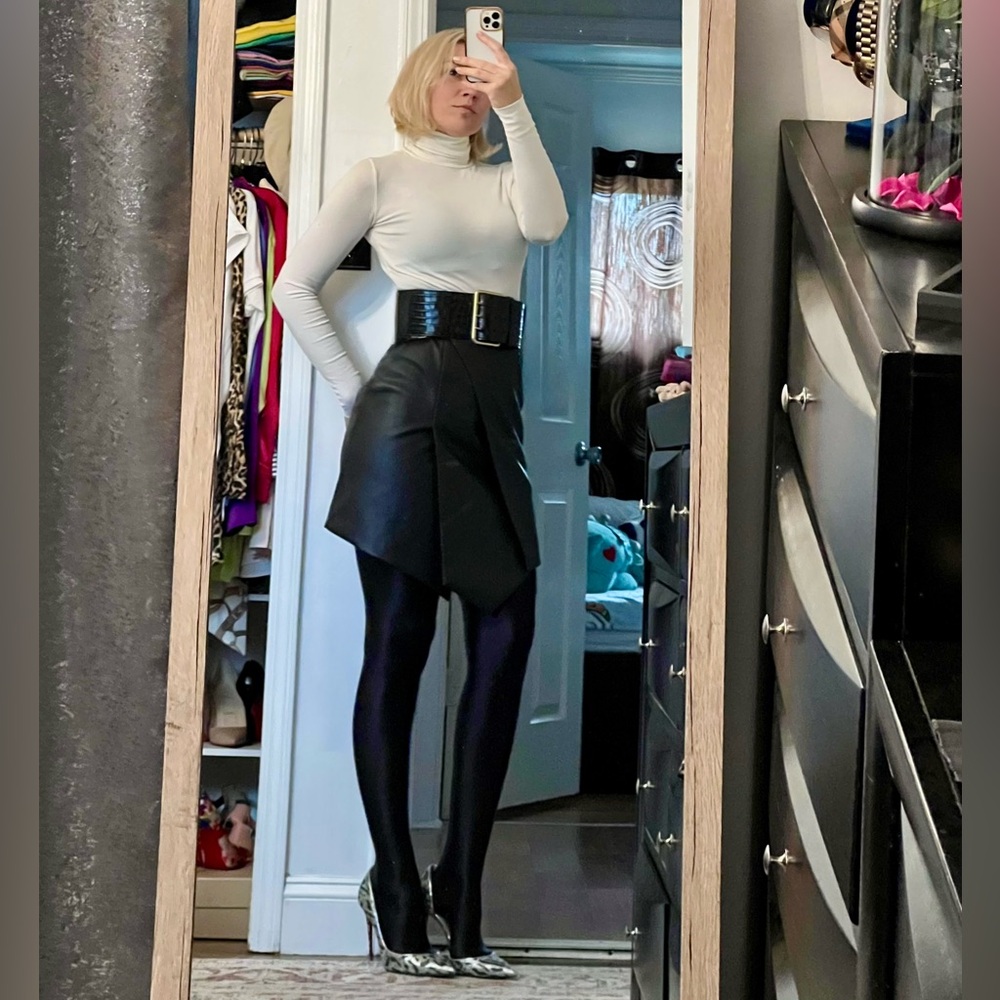 BCBGMaxAzria Black Asymmetrical Skirt